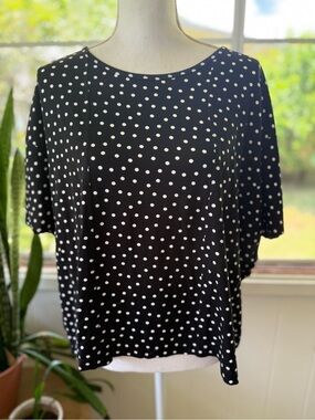 Ava Sky Top - Polka Dots